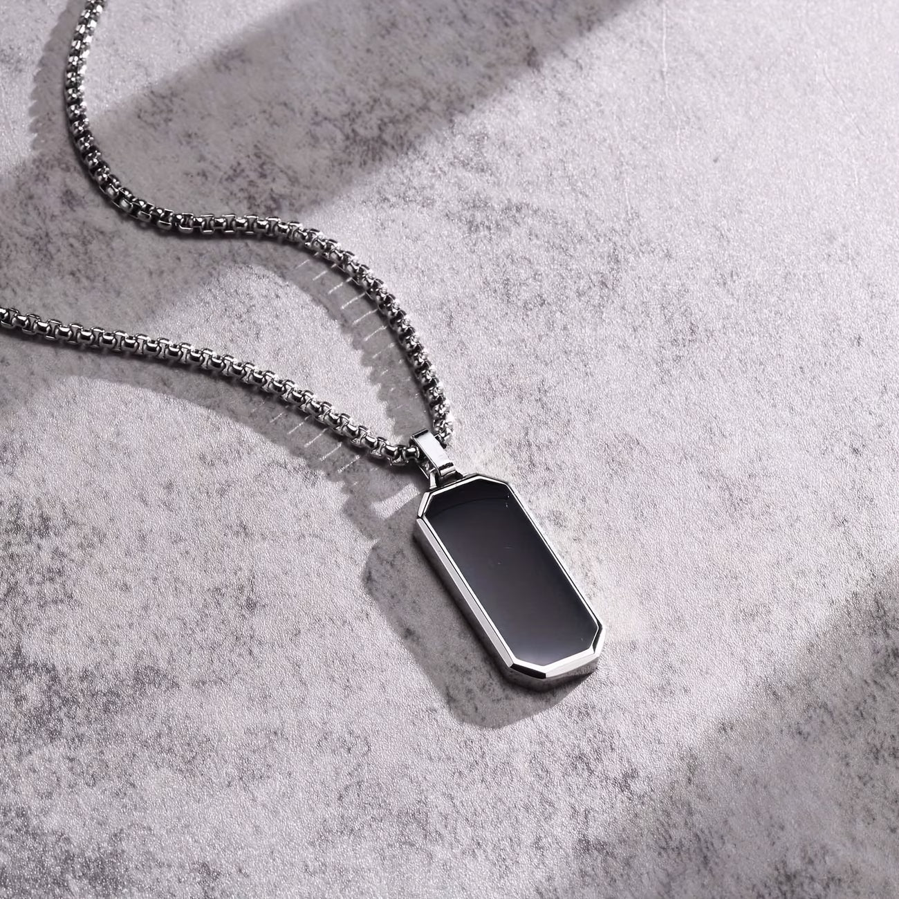 Men’s Hip-Hop Geometric Necklace