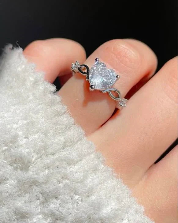 Mystical Heart Ring