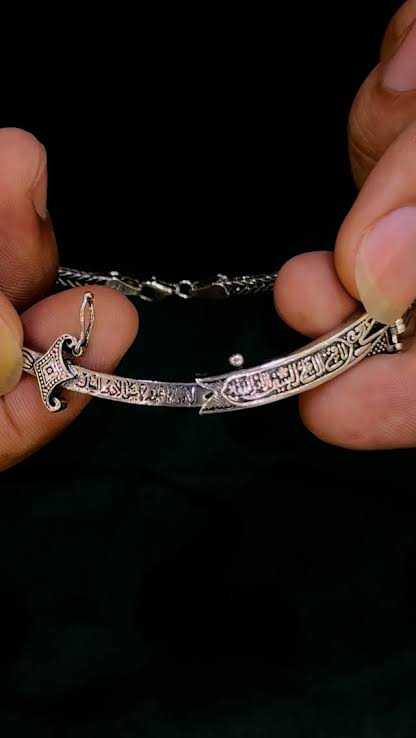 ✨ Islamic Sword Bracelet – Premium Silver Edition ⚔️