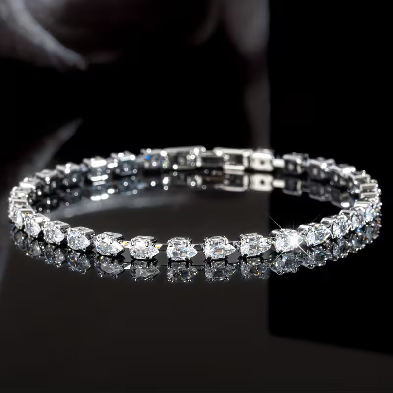 Elegant Water Drop Zircon Bracelet for Women