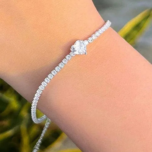 Elegant Heart Zircon Bracelet for Women